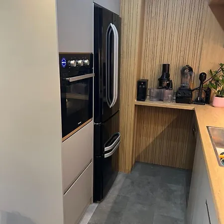 Apartment Apex - Center - Tv & Wi-fi *